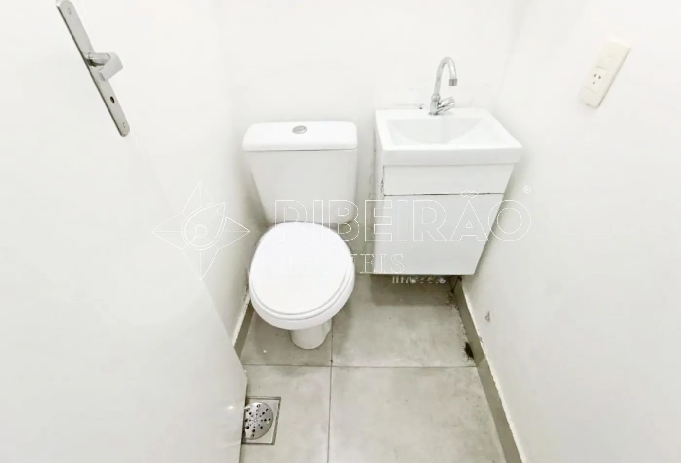 Alugar Comercial / Loja em Ribeir&atilde;o Preto R$ 1.800,00 - Foto 9