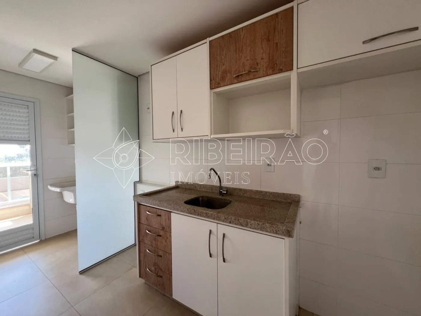 Alugar Apartamento / Padr&atilde;o em Ribeir&atilde;o Preto R$ 2.808,00 - Foto 4