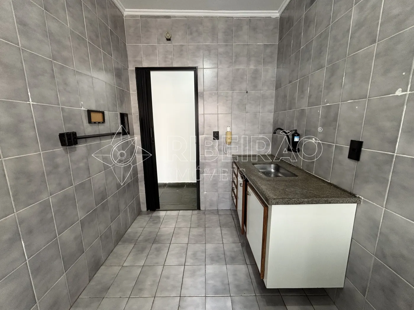 Alugar Apartamento / Padr&atilde;o em Ribeir&atilde;o Preto R$ 1.200,00 - Foto 6