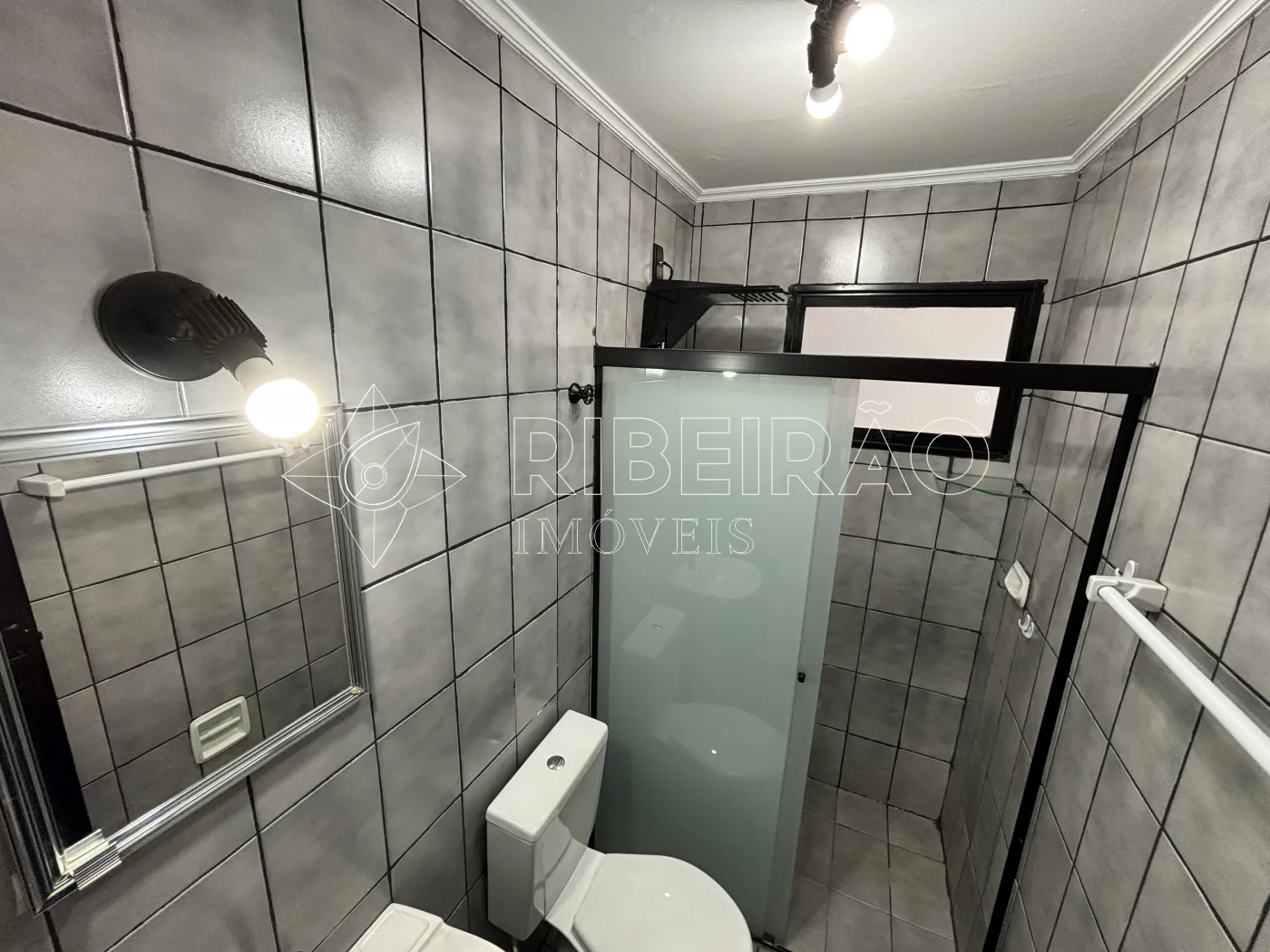 Alugar Apartamento / Padr&atilde;o em Ribeir&atilde;o Preto R$ 1.200,00 - Foto 14