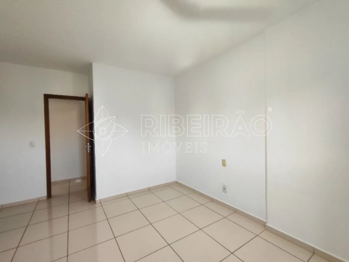 Alugar Apartamento / Padr&atilde;o em Ribeir&atilde;o Preto R$ 1.468,00 - Foto 12