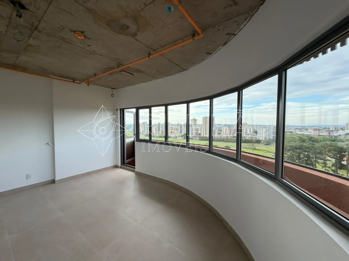 Alugar Comercial / Sala em Ribeir&atilde;o Preto R$ 3.500,00 - Foto 8