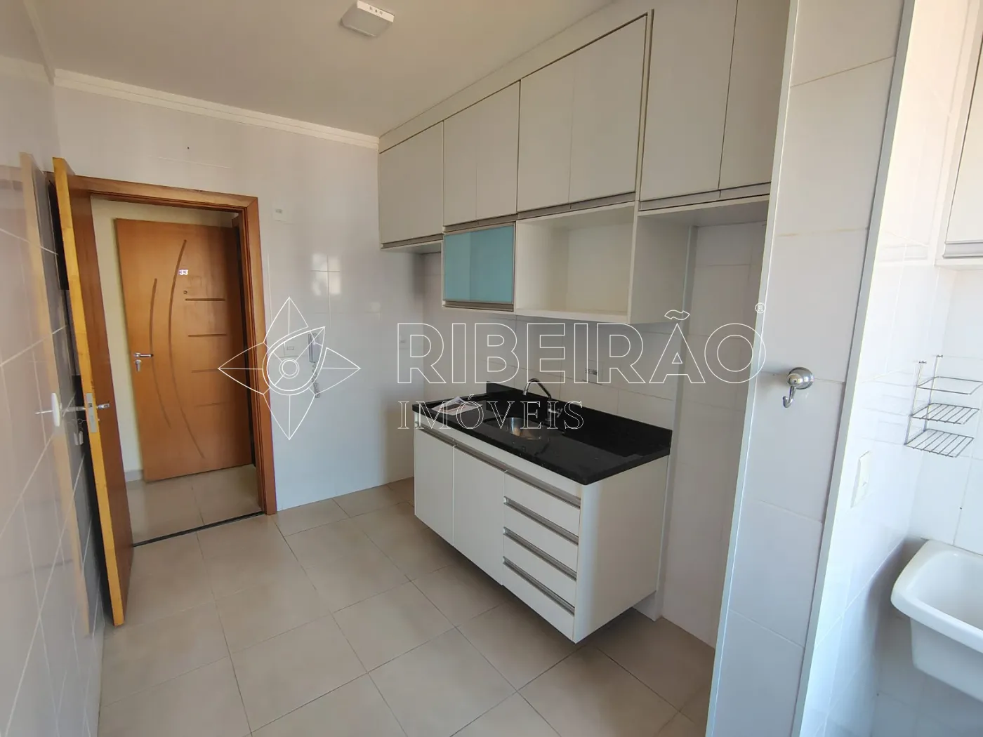 Alugar Apartamento / Padr&atilde;o em Ribeir&atilde;o Preto R$ 2.500,00 - Foto 5