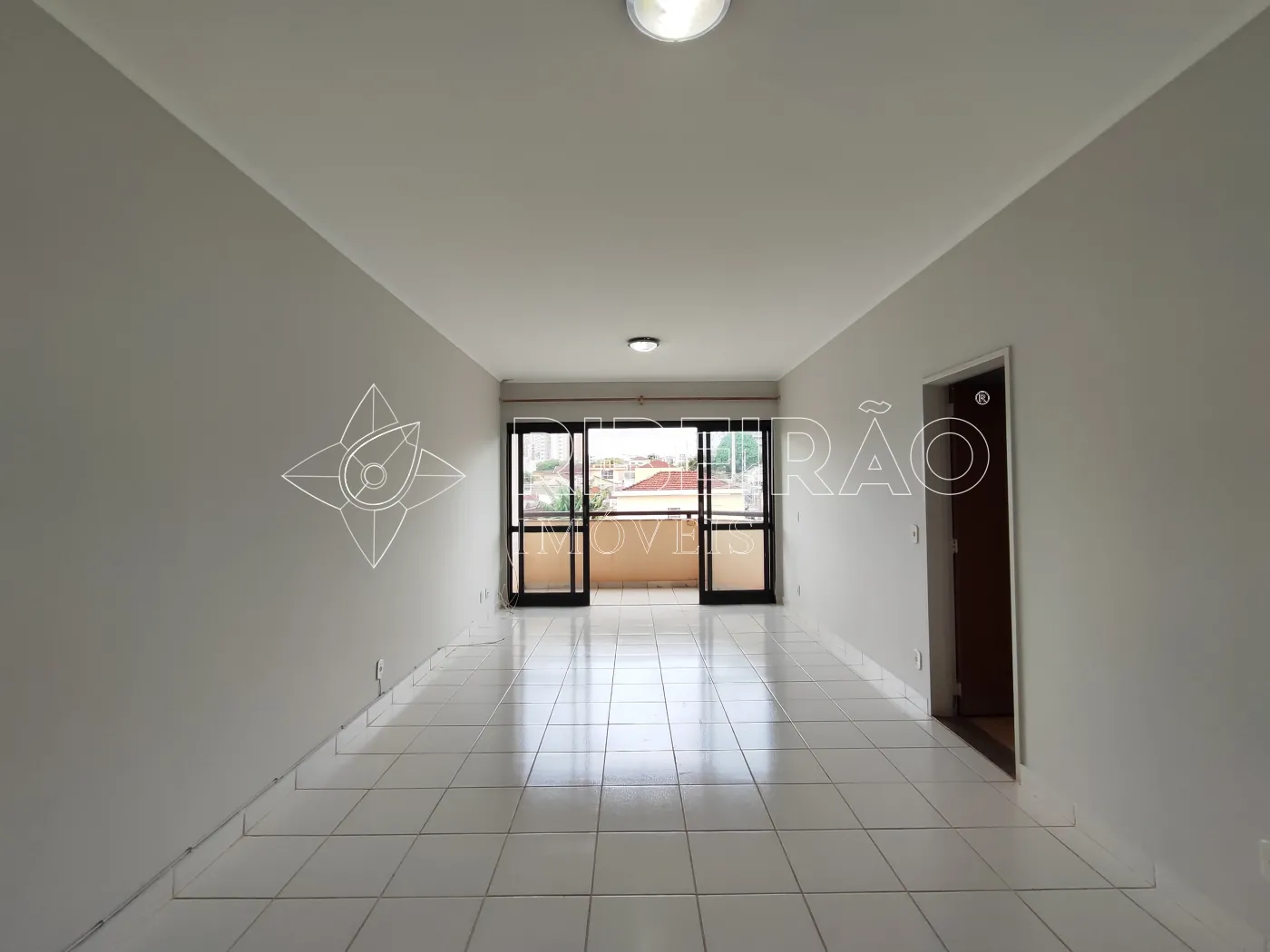Alugar Apartamento / Padr&atilde;o em Ribeir&atilde;o Preto R$ 1.800,00 - Foto 4