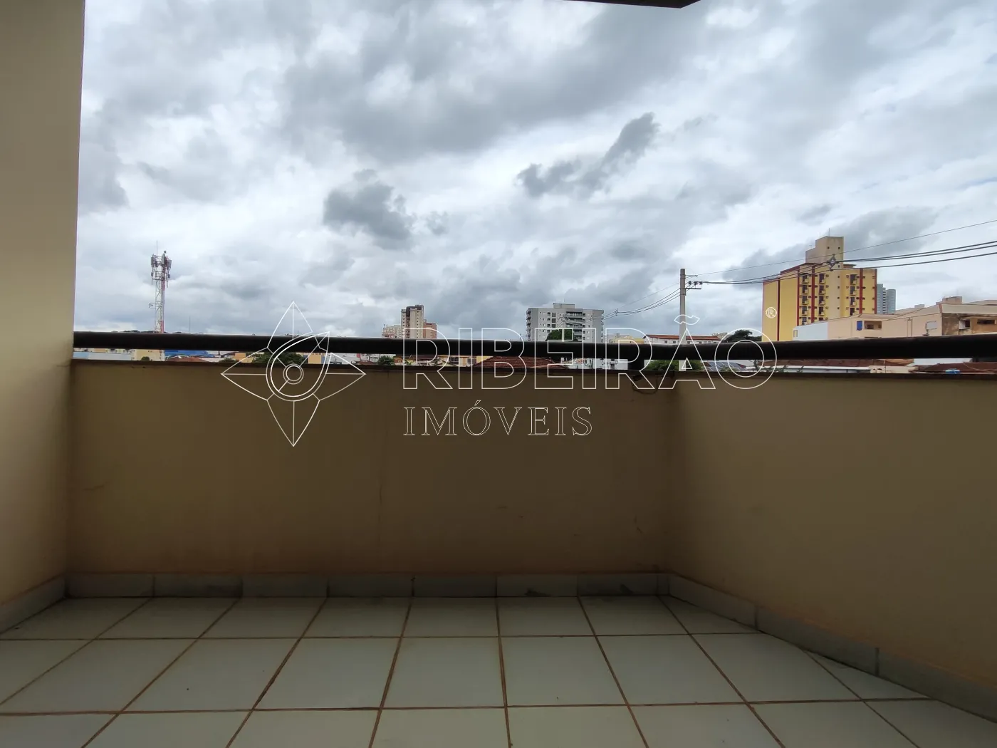 Alugar Apartamento / Padr&atilde;o em Ribeir&atilde;o Preto R$ 1.800,00 - Foto 5