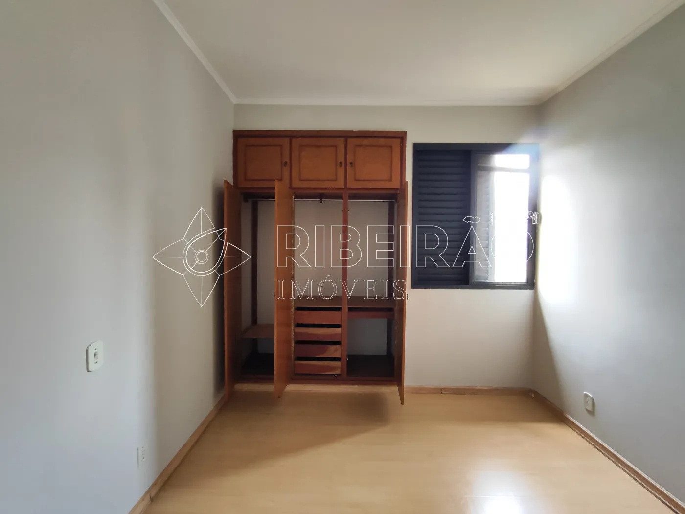 Alugar Apartamento / Padr&atilde;o em Ribeir&atilde;o Preto R$ 1.800,00 - Foto 14
