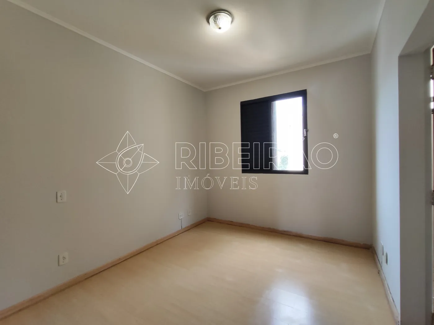 Alugar Apartamento / Padr&atilde;o em Ribeir&atilde;o Preto R$ 1.800,00 - Foto 18