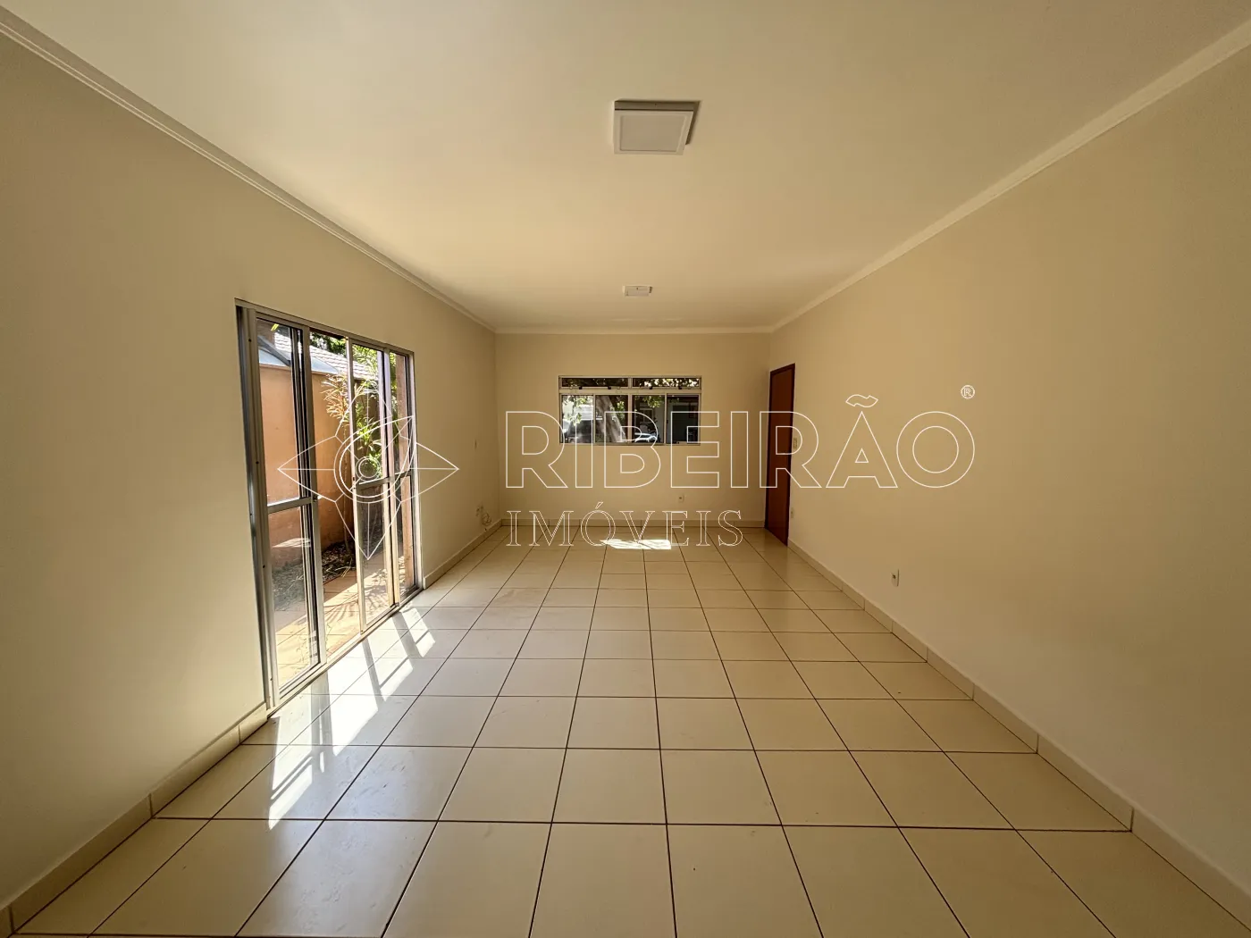 Alugar Casa / Condom&iacute;nio em Ribeir&atilde;o Preto R$ 3.500,00 - Foto 3