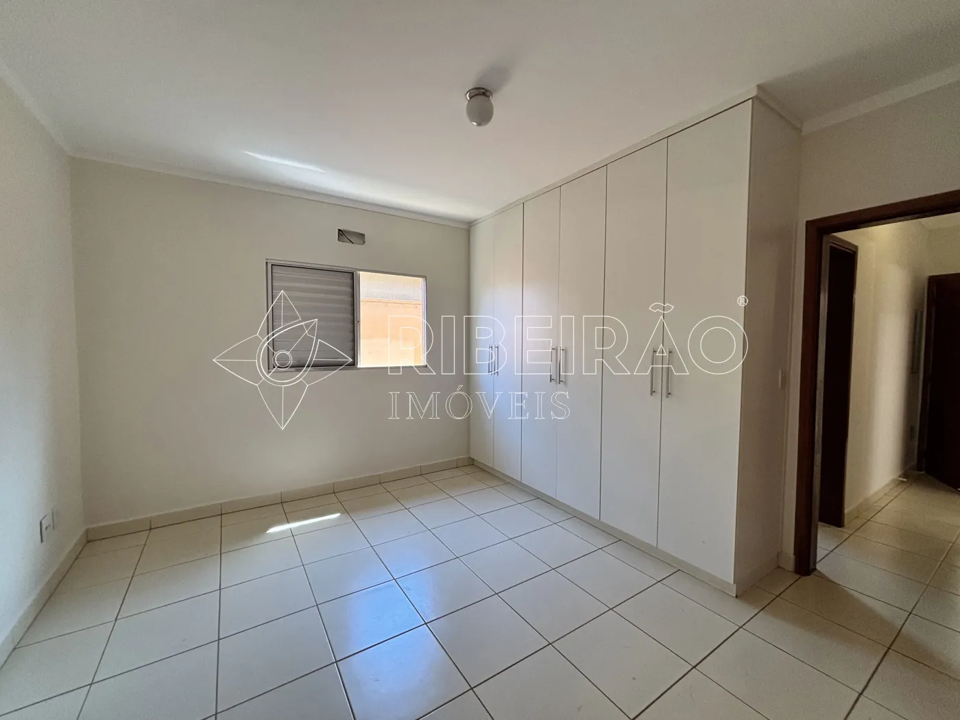 Alugar Casa / Condom&iacute;nio em Ribeir&atilde;o Preto R$ 3.500,00 - Foto 6