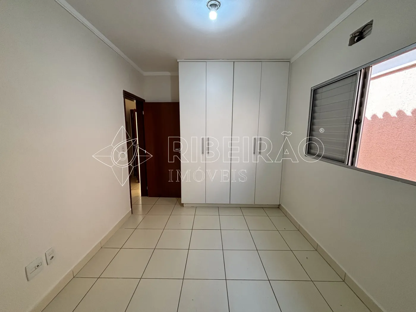 Alugar Casa / Condom&iacute;nio em Ribeir&atilde;o Preto R$ 3.500,00 - Foto 9
