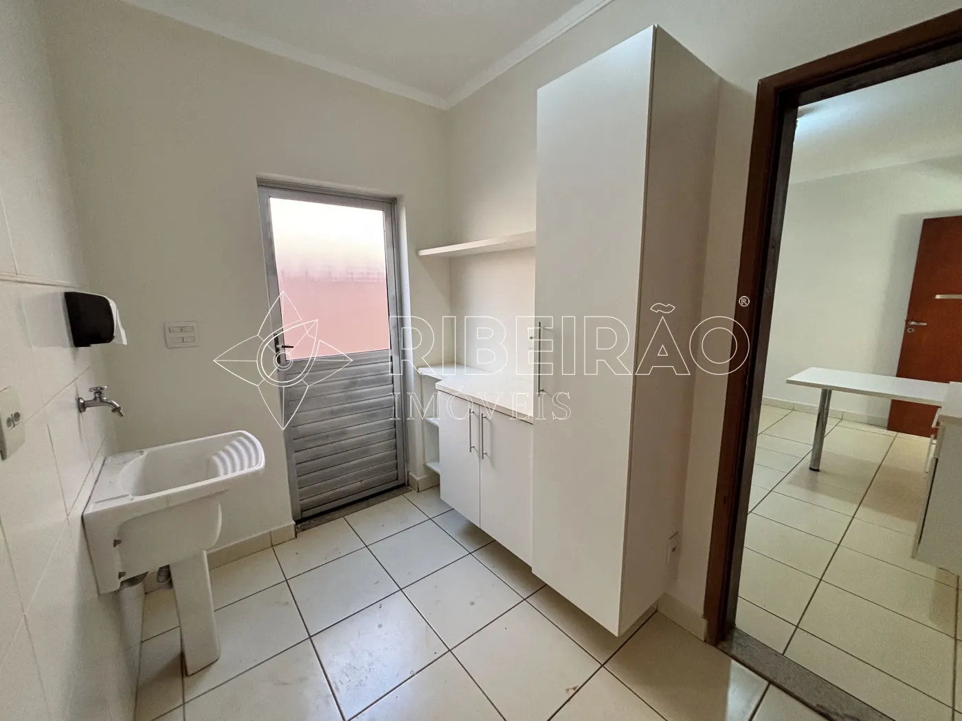 Alugar Casa / Condom&iacute;nio em Ribeir&atilde;o Preto R$ 3.500,00 - Foto 12