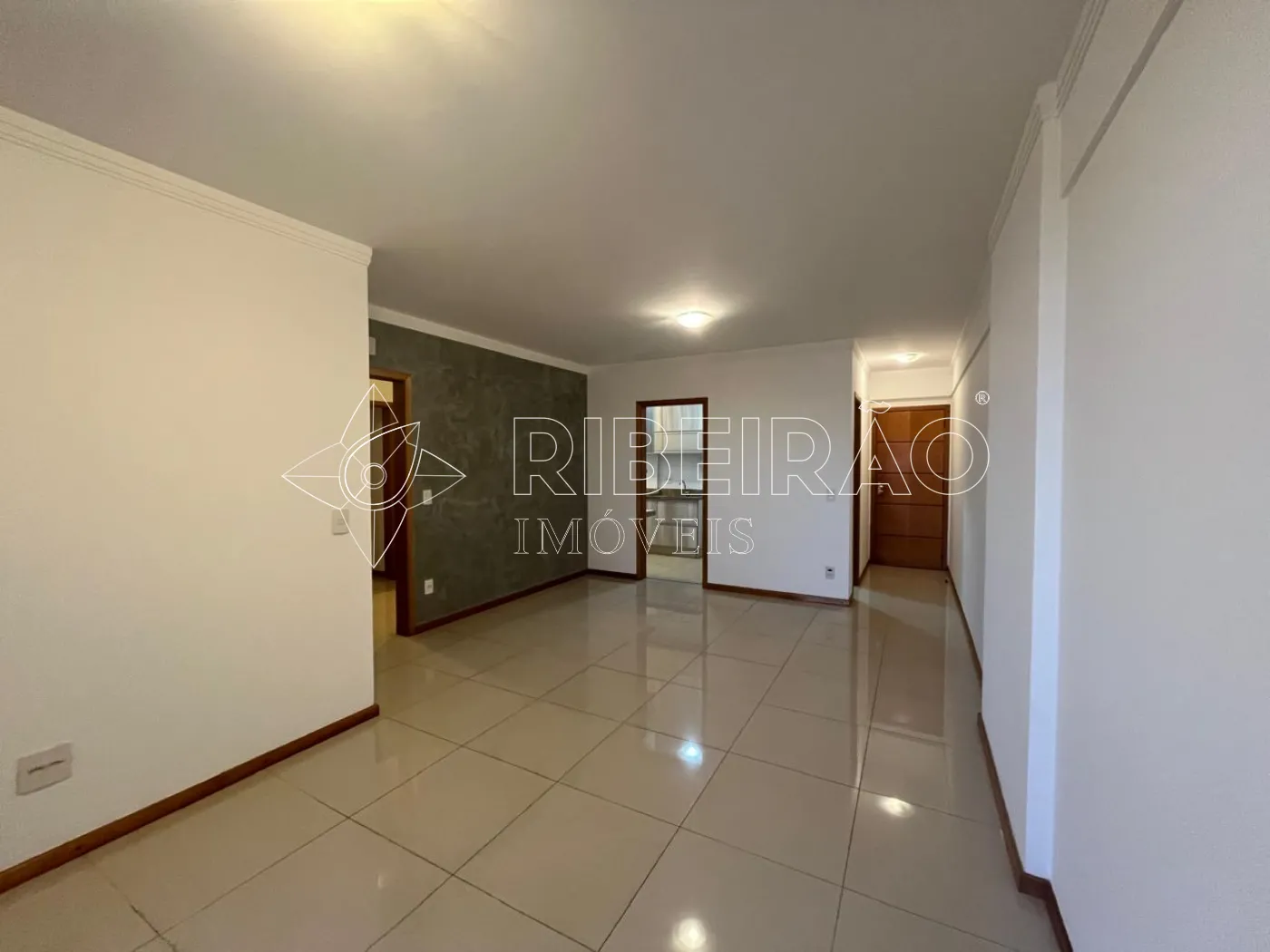 Alugar Apartamento / Padr&atilde;o em Ribeir&atilde;o Preto R$ 4.400,00 - Foto 2