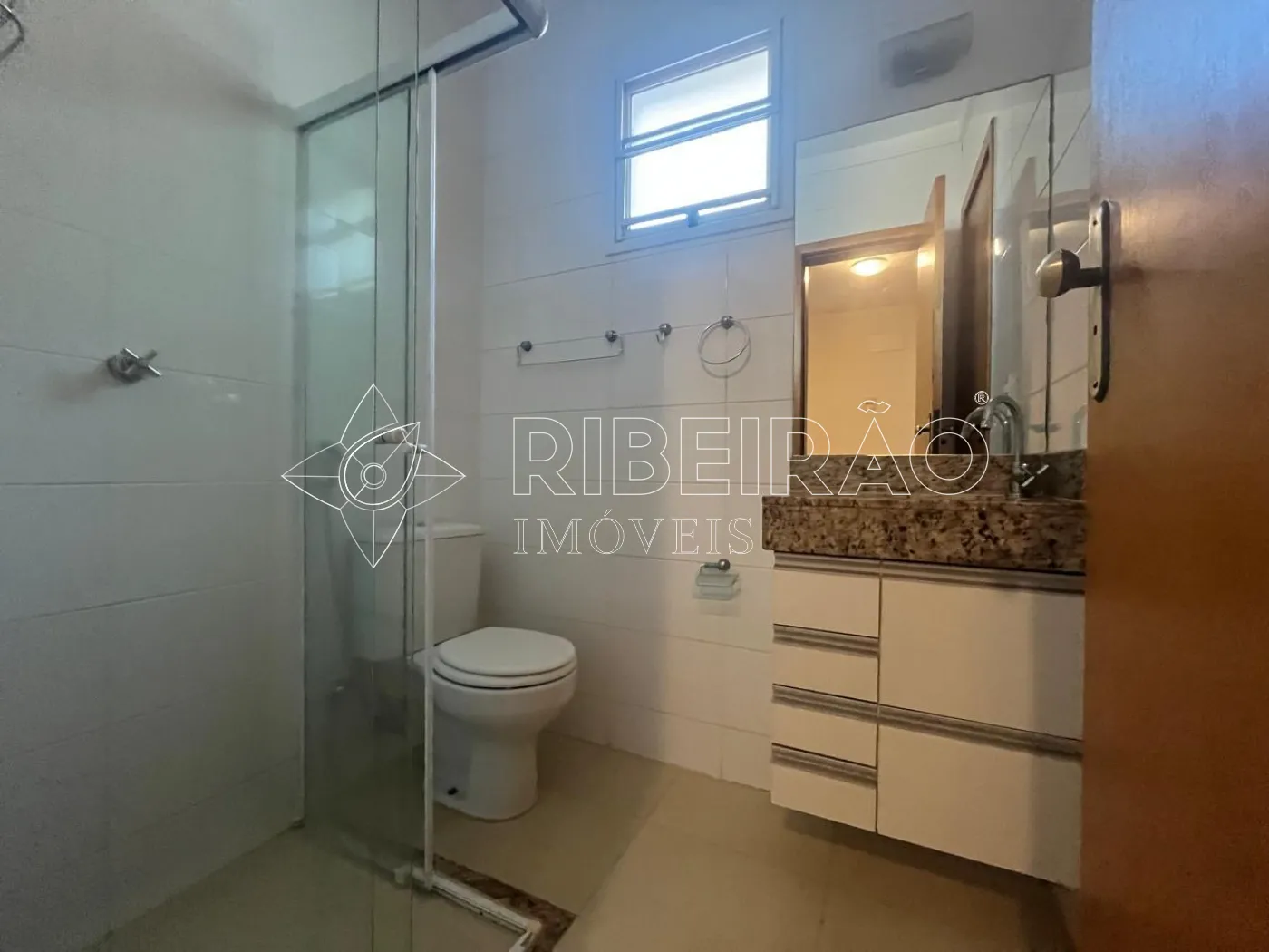 Alugar Apartamento / Padr&atilde;o em Ribeir&atilde;o Preto R$ 4.400,00 - Foto 15