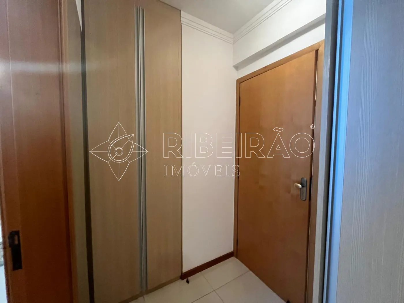 Alugar Apartamento / Padr&atilde;o em Ribeir&atilde;o Preto R$ 4.400,00 - Foto 22