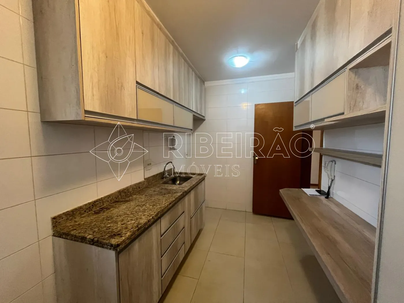 Alugar Apartamento / Padr&atilde;o em Ribeir&atilde;o Preto R$ 4.400,00 - Foto 29