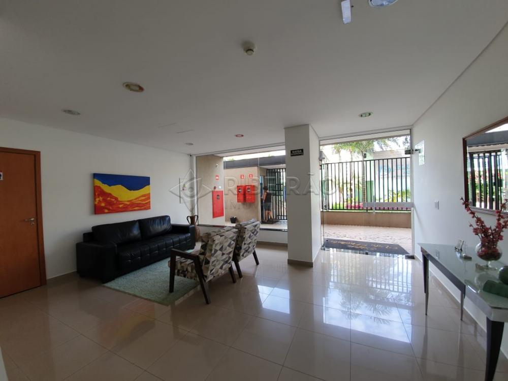Alugar Apartamento / Padr&atilde;o em Ribeir&atilde;o Preto R$ 2.500,00 - Foto 12