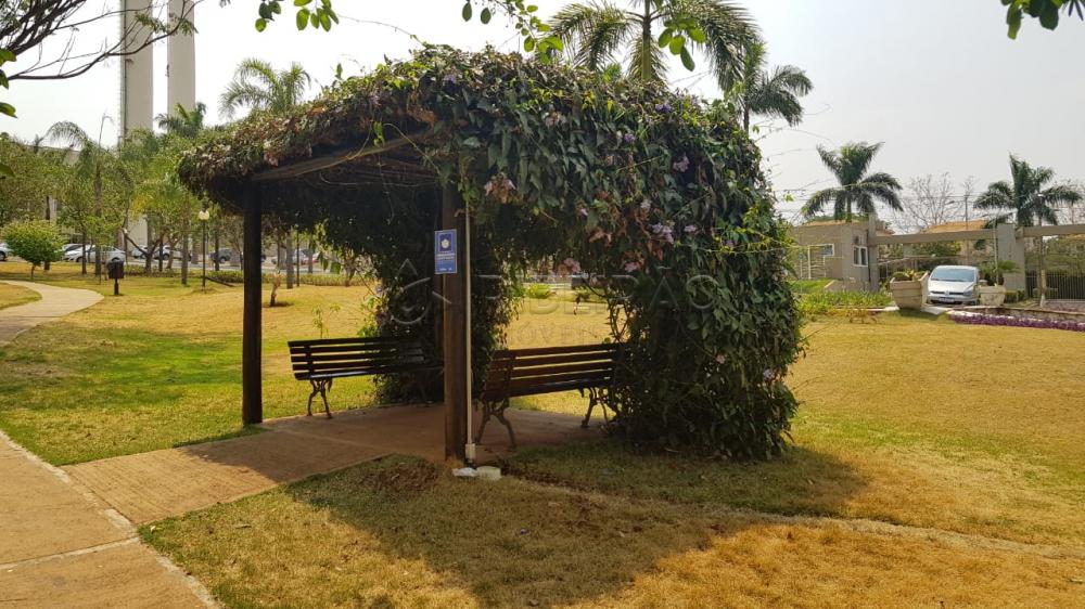 Alugar Apartamento / Padr&atilde;o em Ribeir&atilde;o Preto R$ 900,00 - Foto 29