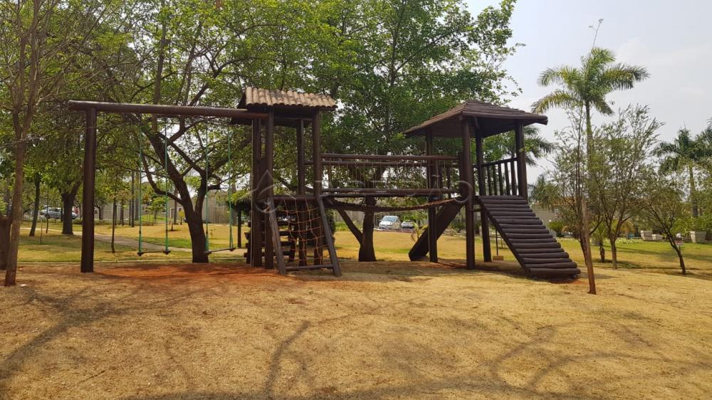 Alugar Apartamento / Padr&atilde;o em Ribeir&atilde;o Preto R$ 900,00 - Foto 30