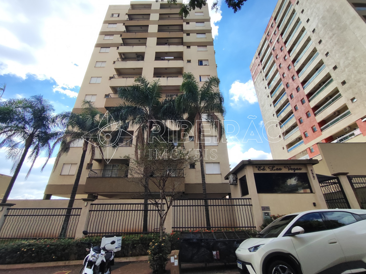 Alugar Apartamento / Padr&atilde;o em Ribeir&atilde;o Preto R$ 2.200,00 - Foto 31