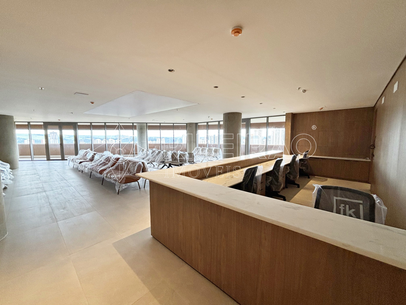 Alugar Comercial / Sala em Ribeir&atilde;o Preto R$ 3.500,00 - Foto 12