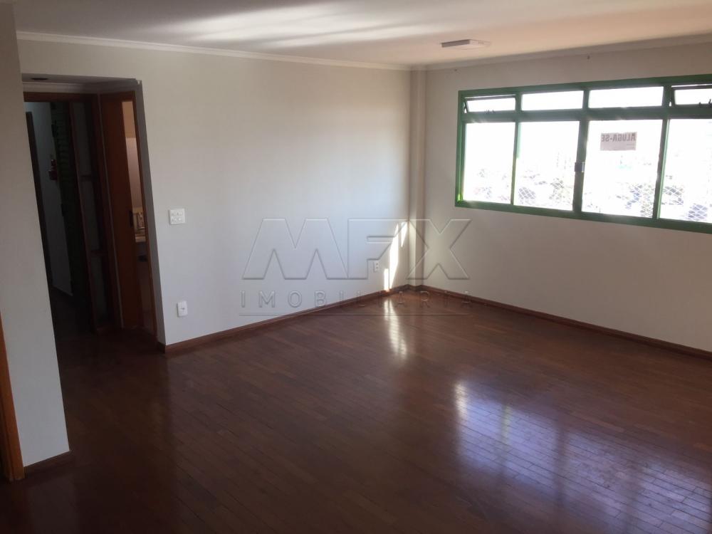 Alugar Apartamento / Padr&atilde;o em Bauru R$ 1.800,00 - Foto 4