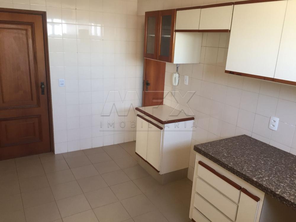 Alugar Apartamento / Padr&atilde;o em Bauru R$ 1.800,00 - Foto 9
