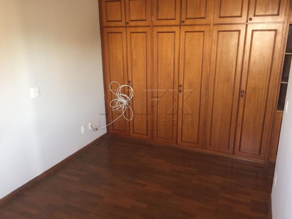 Alugar Apartamento / Padr&atilde;o em Bauru R$ 1.800,00 - Foto 18