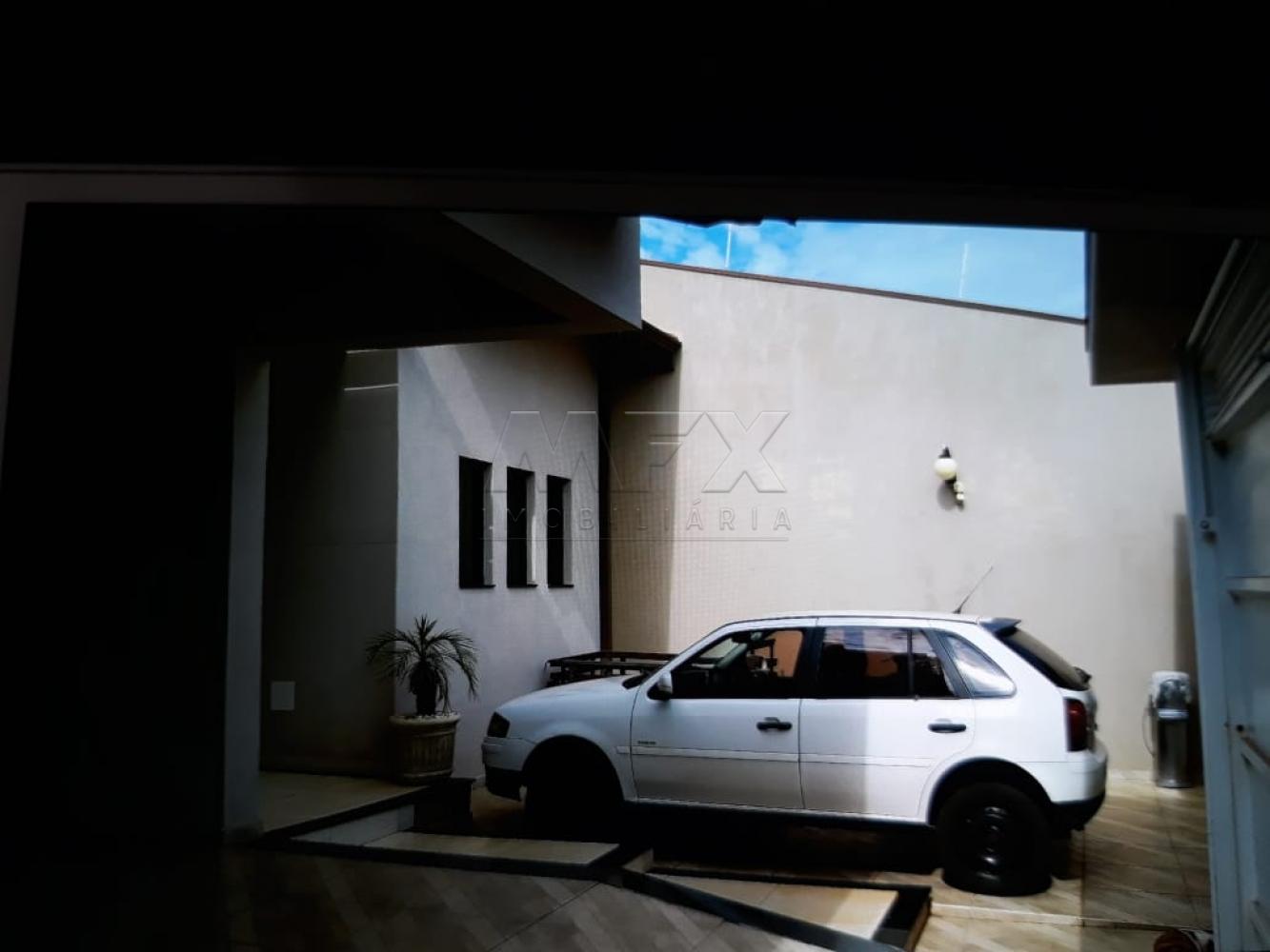 Comprar Casa / Padr&atilde;o em Len&ccedil;&oacute;is Paulista R$ 750.000,00 - Foto 4