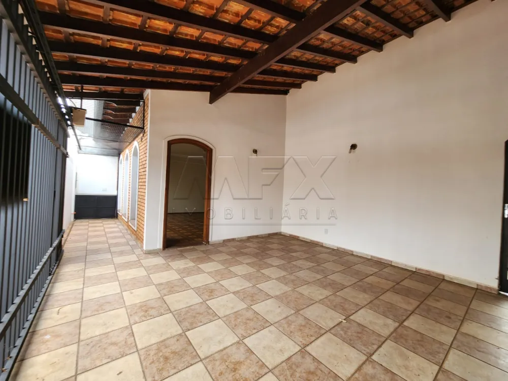 Alugar Casa / Padr&atilde;o em Bauru R$ 6.000,00 - Foto 1
