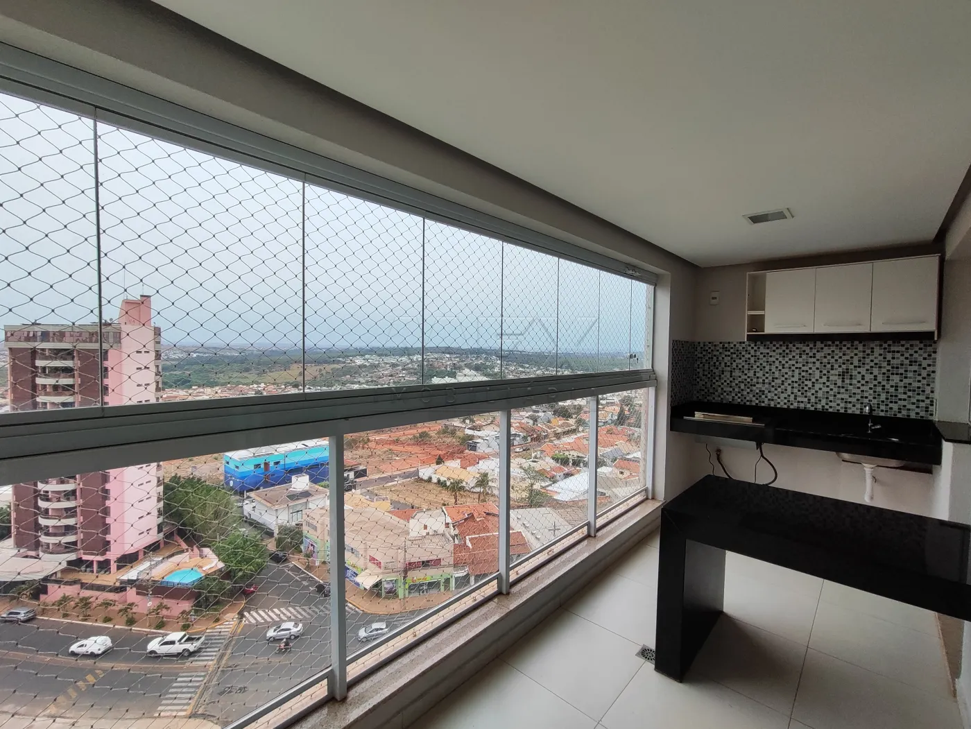 Alugar Apartamento / Padr&atilde;o em Bauru R$ 5.000,00 - Foto 4