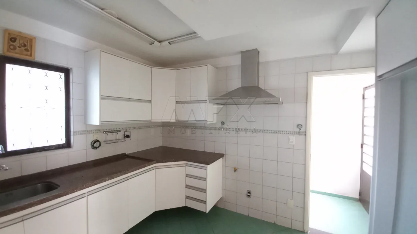 Alugar Casa / Padr&atilde;o em Bauru R$ 7.000,00 - Foto 6