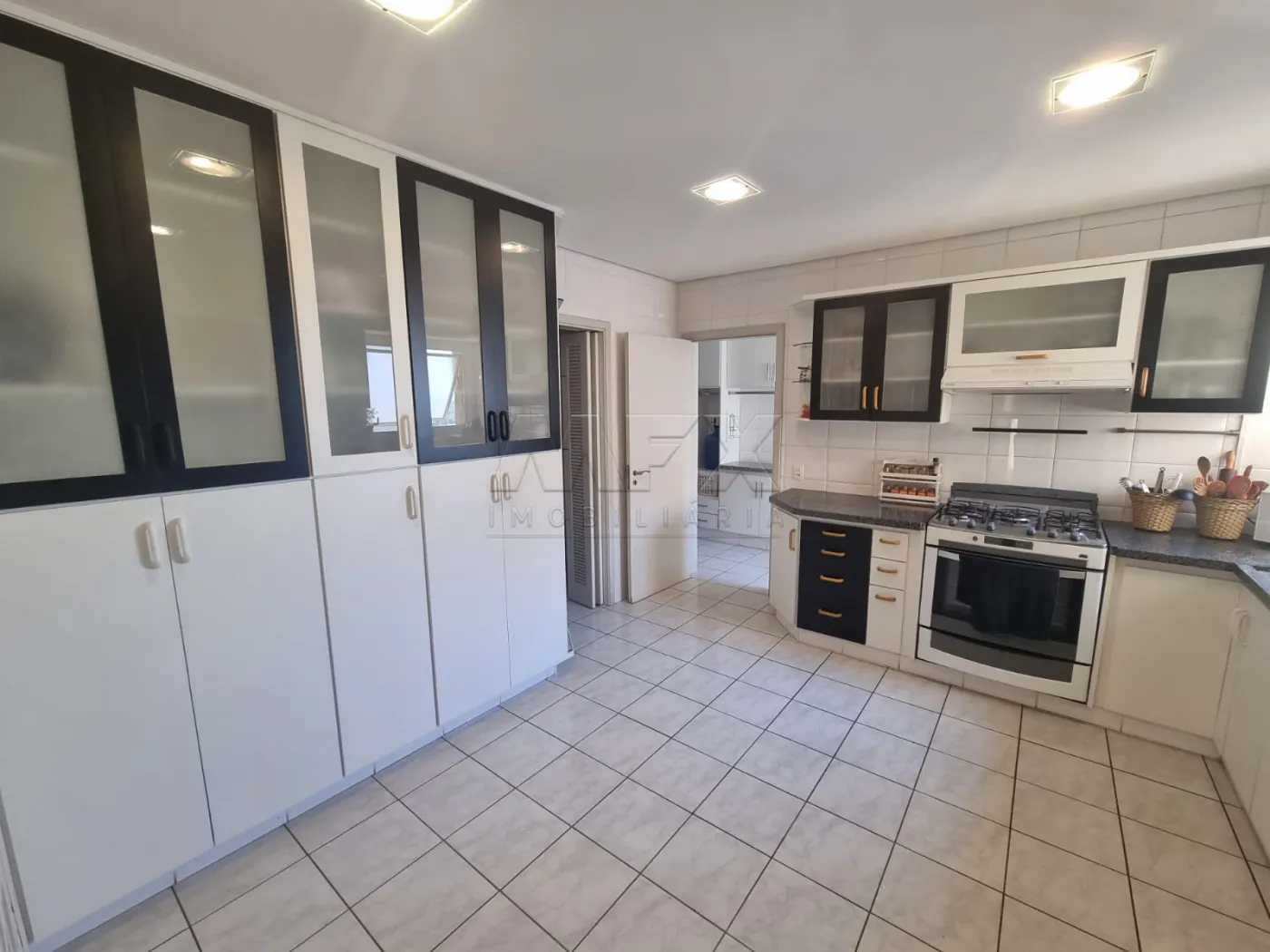 Comprar Apartamento / Padr&atilde;o em Bauru R$ 1.200.000,00 - Foto 7