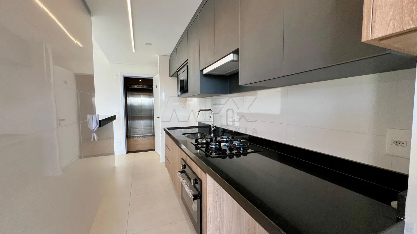 Alugar Apartamento / Padr&atilde;o em Bauru R$ 4.100,00 - Foto 4