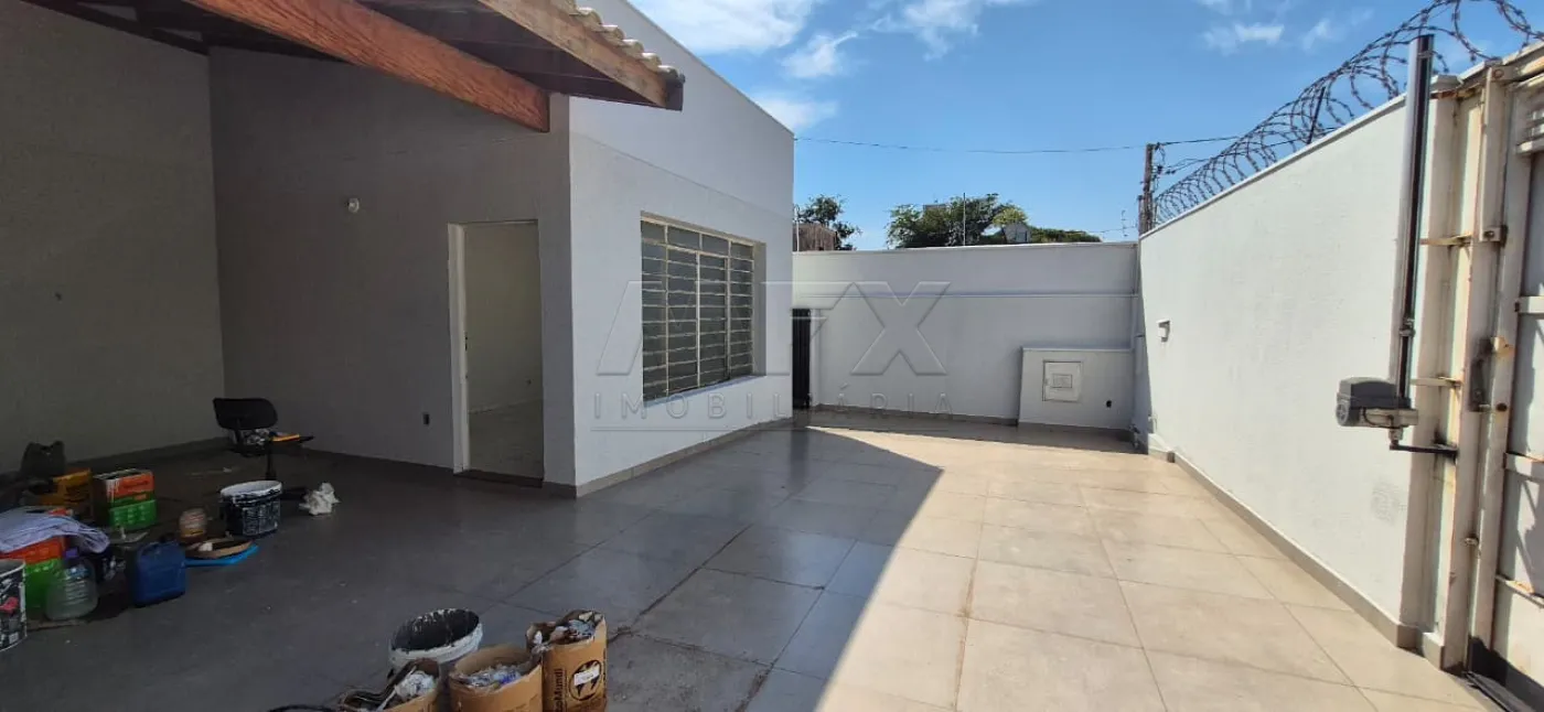 Alugar Casa / Padr&atilde;o em Bauru R$ 2.500,00 - Foto 1