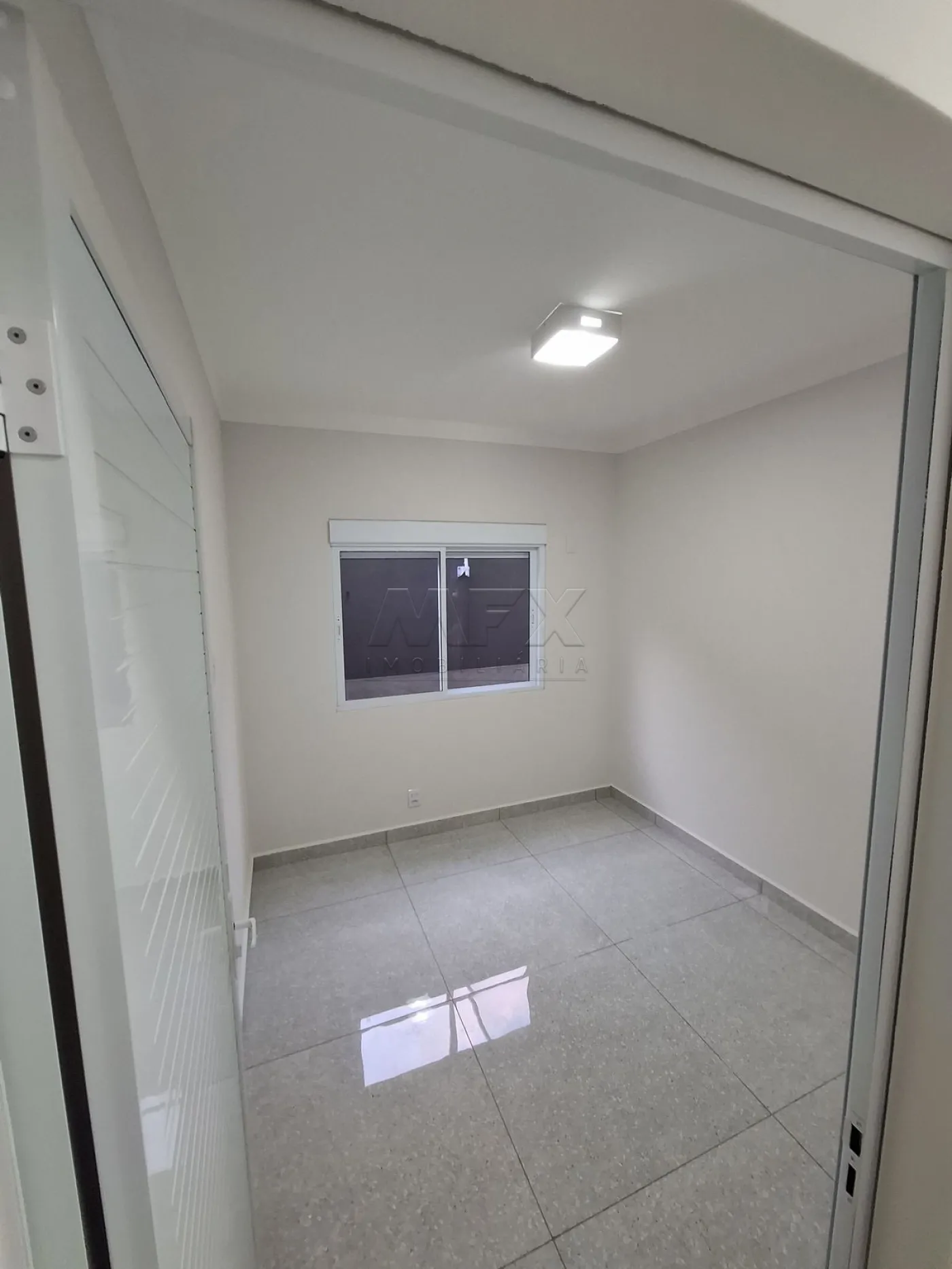 Comprar Casa / Padr&atilde;o em Piratininga R$ 450.000,00 - Foto 5