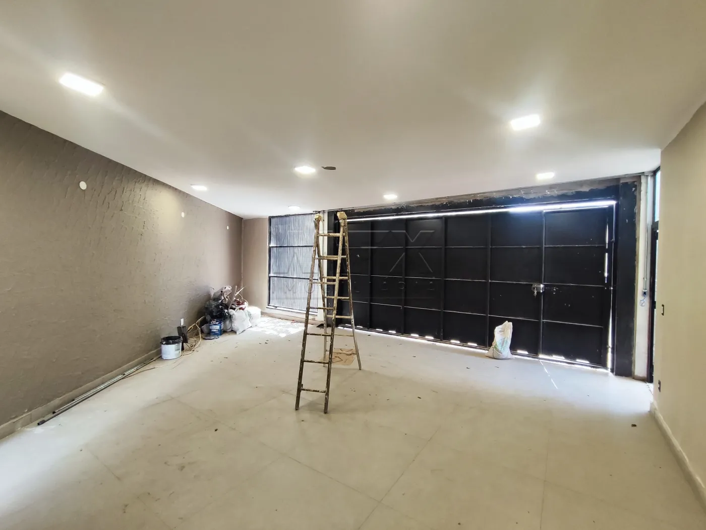 Alugar Comercial / Pr&eacute;dio em Bauru R$ 8.000,00 - Foto 2