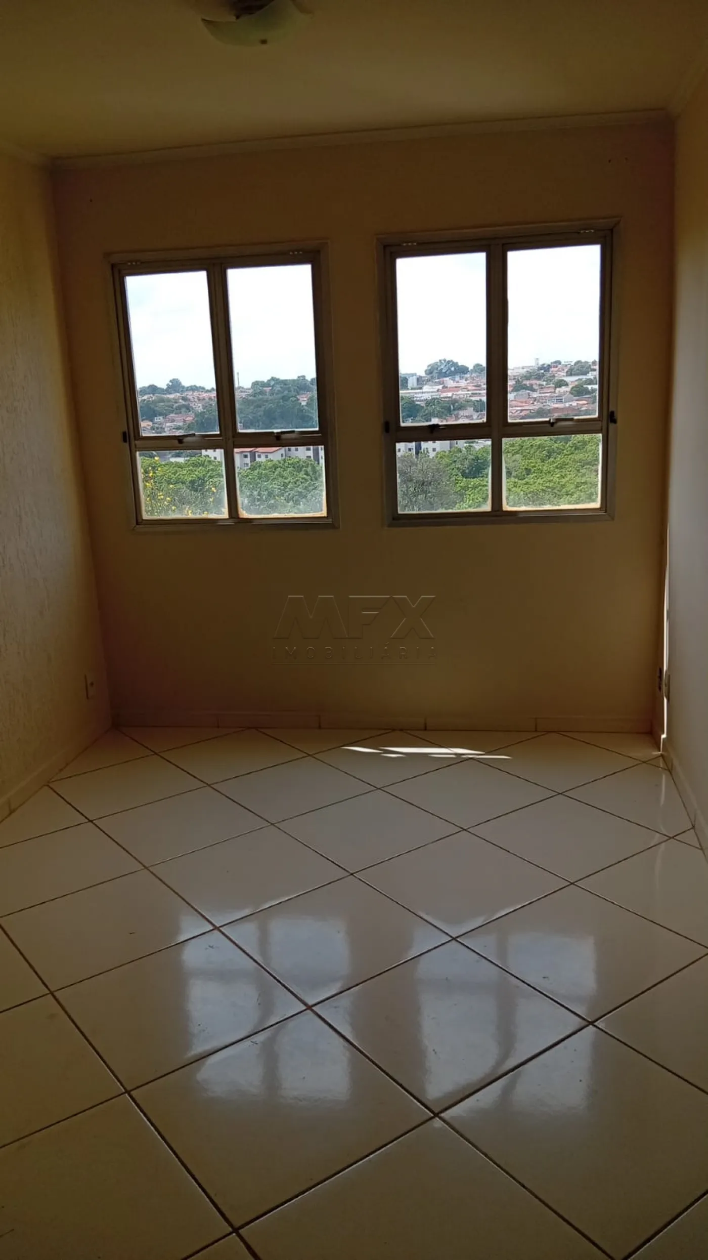 Alugar Apartamento / Padr&atilde;o em Bauru R$ 1.200,00 - Foto 1