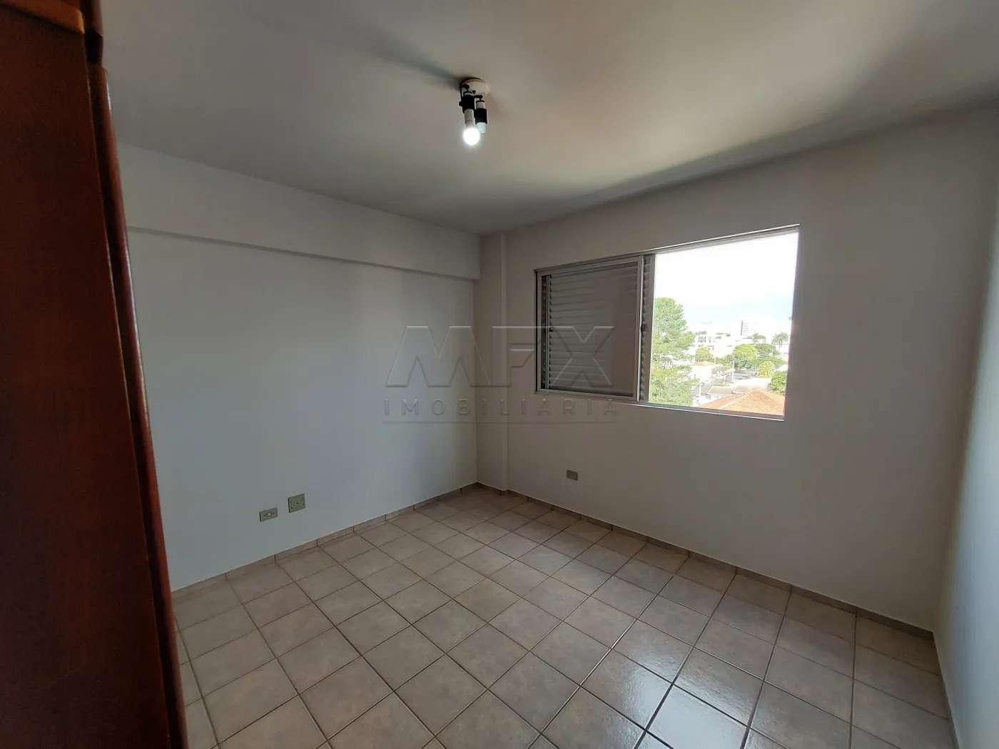 Alugar Apartamento / Padr&atilde;o em Bauru R$ 1.300,00 - Foto 8