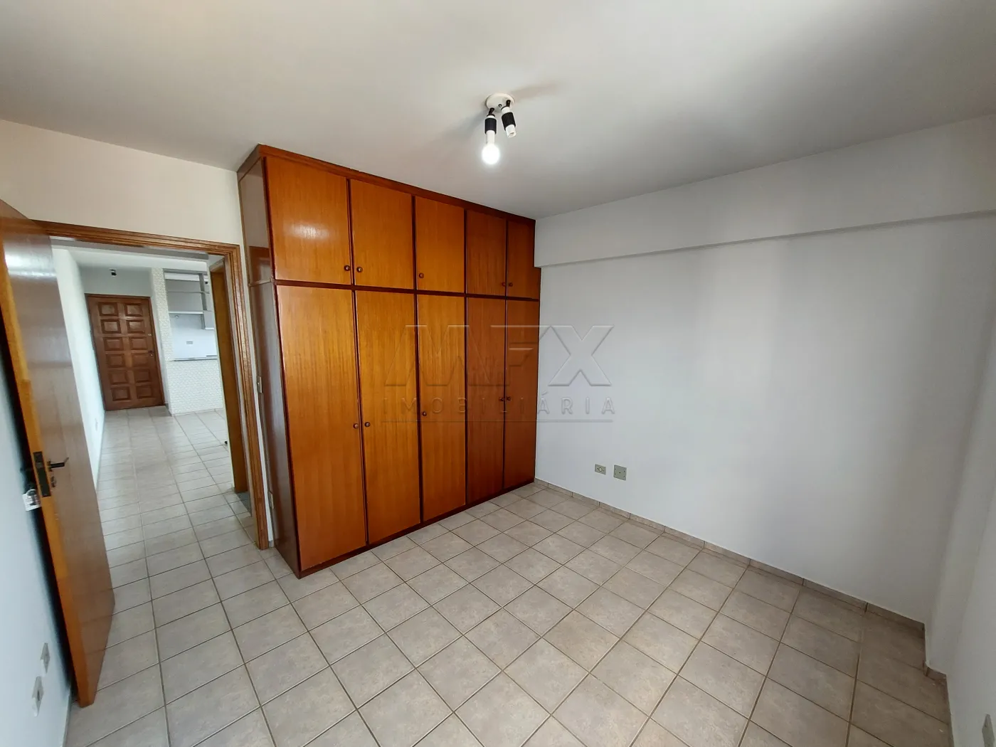 Alugar Apartamento / Padr&atilde;o em Bauru R$ 1.300,00 - Foto 7