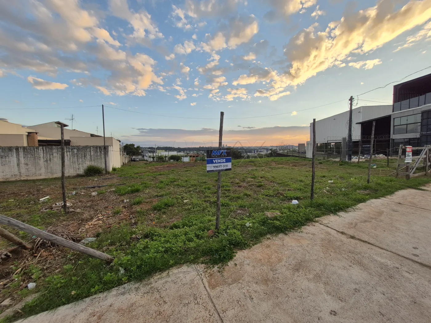 Comprar Terreno / Padr&atilde;o em Bauru R$ 375.000,00 - Foto 6
