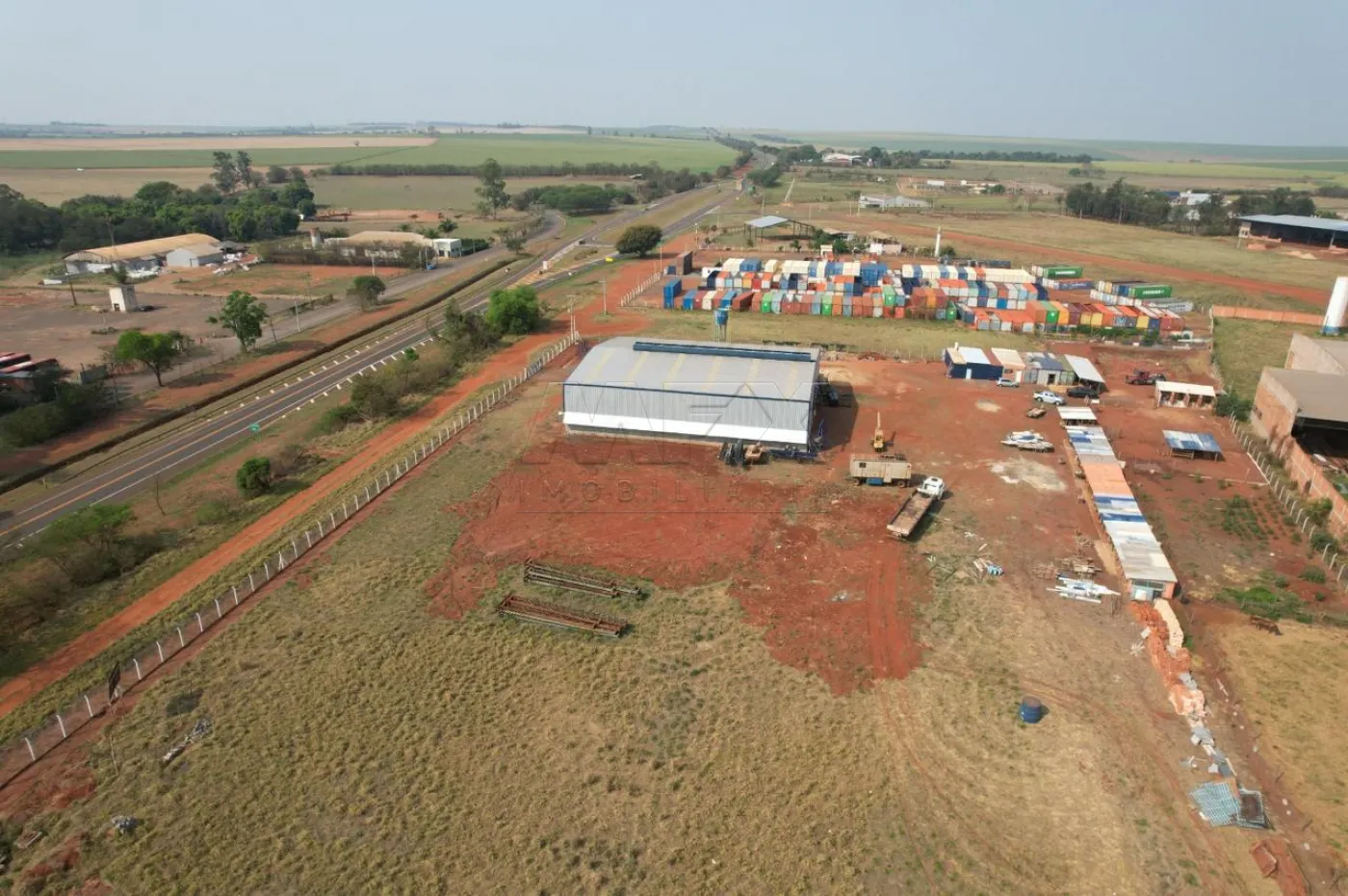 Alugar Terreno / &Aacute;rea em Len&ccedil;&oacute;is Paulista R$ 30.000,00 - Foto 1