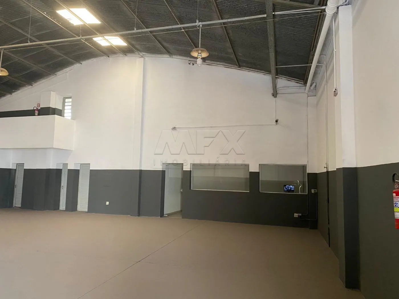 Alugar Comercial / Galp&atilde;o em Bauru R$ 20.000,00 - Foto 3