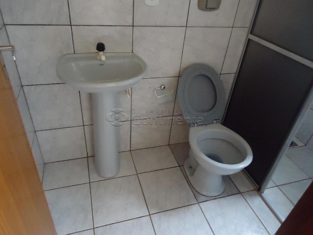 Alugar Apartamento / Kitinete em Dourados R$ 850,00 - Foto 5