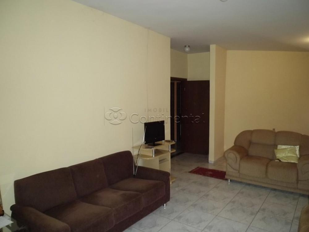 Comprar Casa / Padr&atilde;o em Dourados R$ 600.000,00 - Foto 6