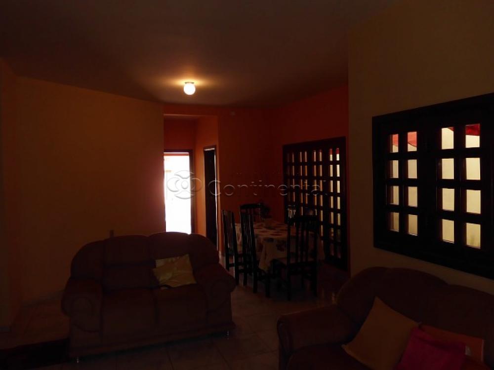Comprar Casa / Padr&atilde;o em Dourados R$ 600.000,00 - Foto 8