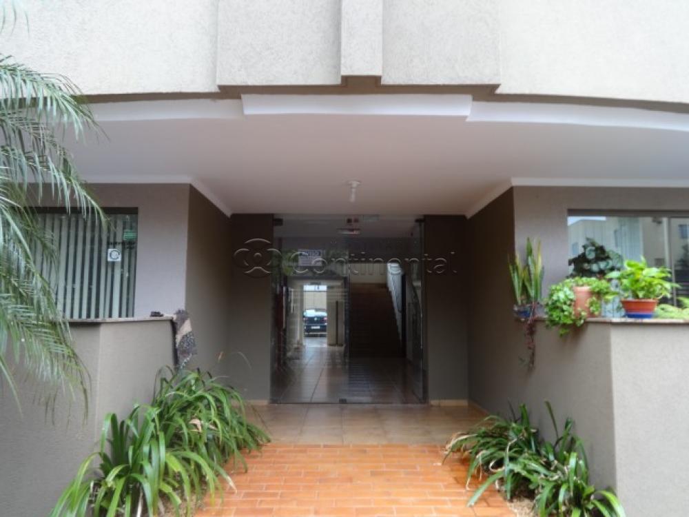 Alugar Apartamento / Padr&atilde;o em Dourados R$ 1.500,00 - Foto 3