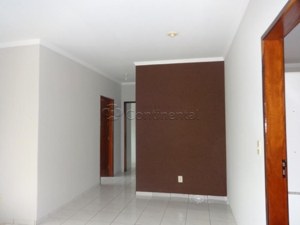 Alugar Apartamento / Padr&atilde;o em Dourados R$ 1.500,00 - Foto 4