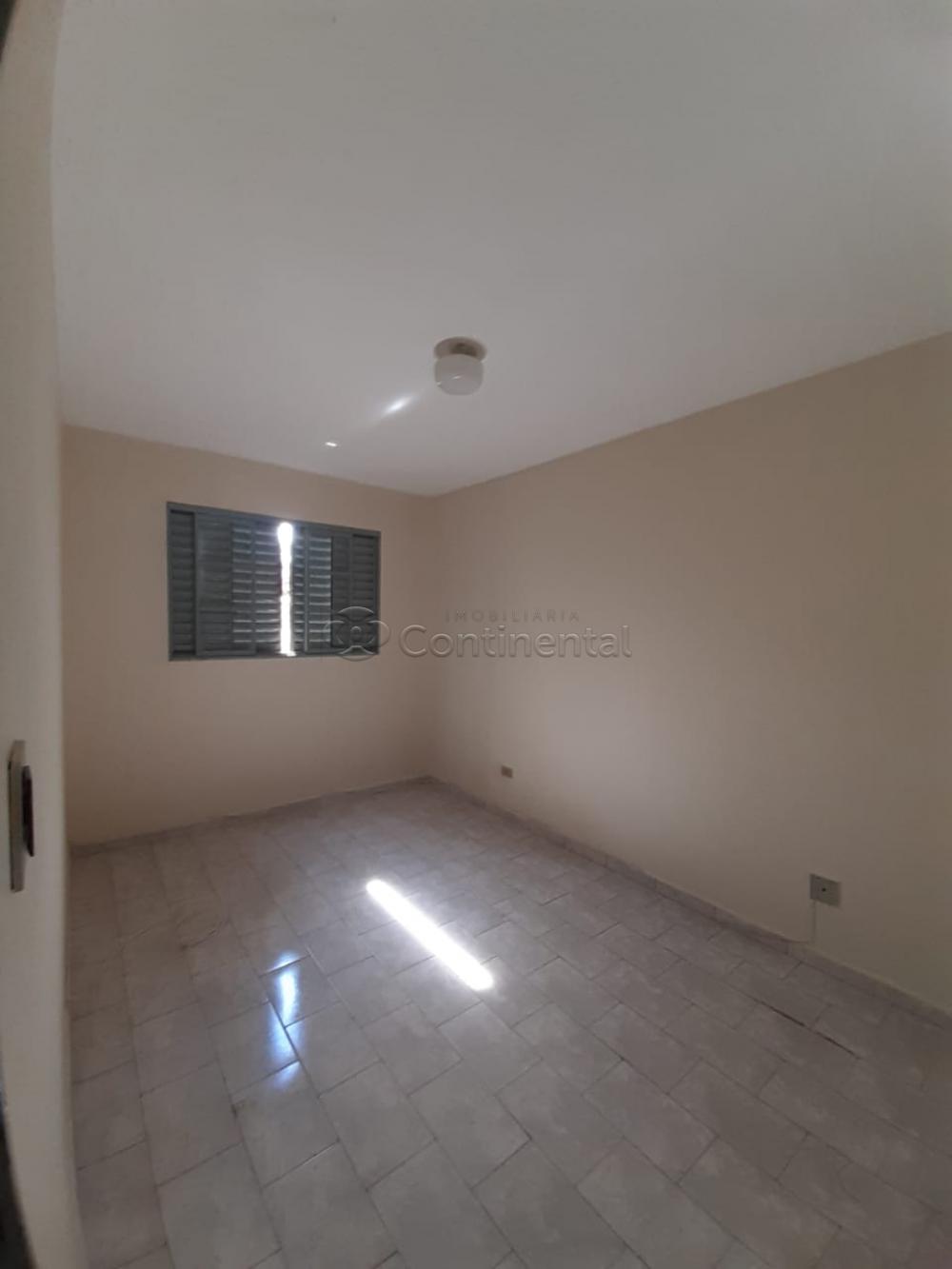 Alugar Apartamento / Padr&atilde;o em Dourados R$ 1.200,00 - Foto 8
