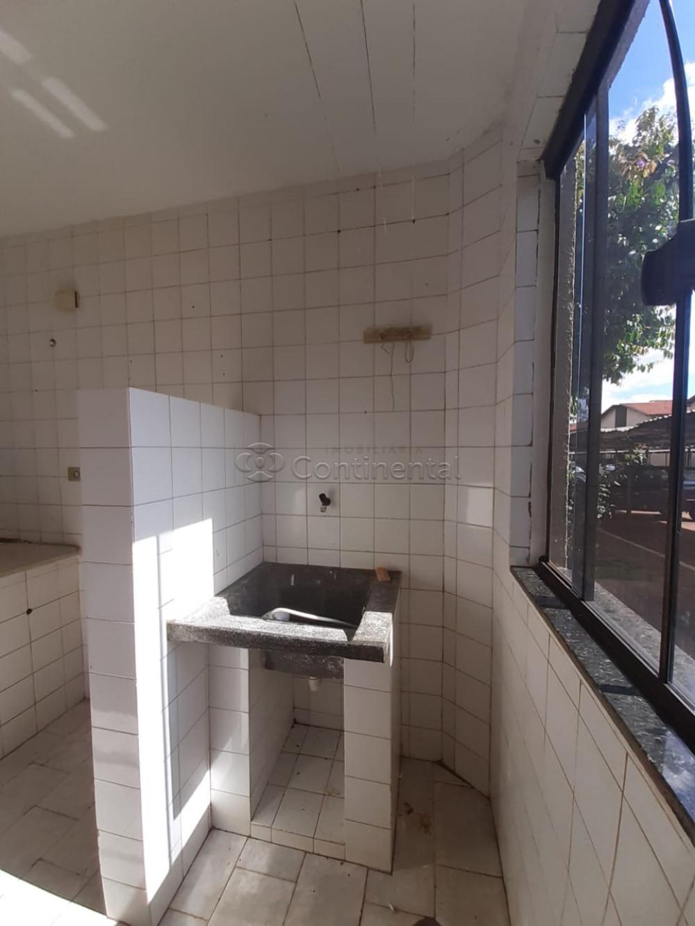 Alugar Apartamento / Padr&atilde;o em Dourados R$ 1.200,00 - Foto 14
