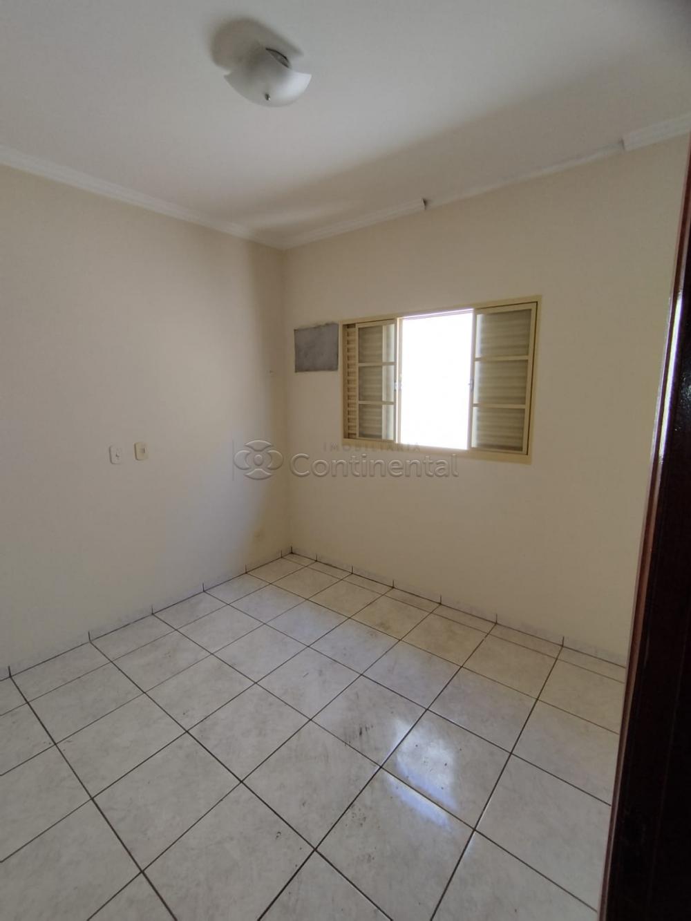 Alugar Apartamento / Padr&atilde;o em Dourados R$ 1.500,00 - Foto 8
